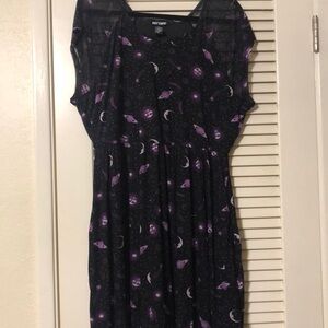 Size 2X Hot Topic space Print Dress